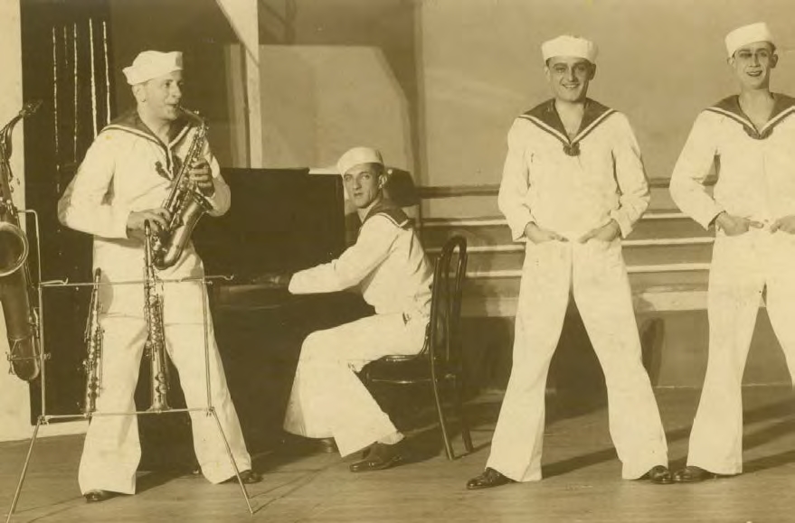 Henryk Wars (ten przy pianinie!) 1928