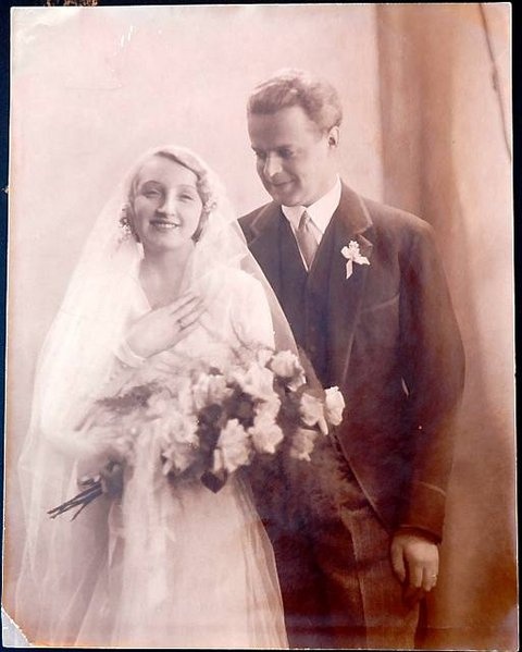 Hanka Ordonówna (z mężem - chyba swoim)