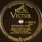 Automobil