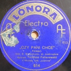 Czy pani chce...?
