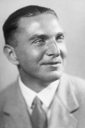 Anatol Stern