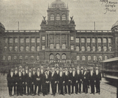 Chór Towarzystwa Śpiewaczego „Harfa” (Praga Czeska 1911 r.) Chór Towarzystwa Śpiewaczego „Harfa” (Praga Czeska 1911 r.)