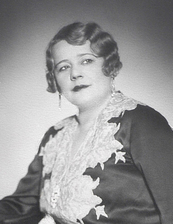 Maria Chaveau Maria Chaveau